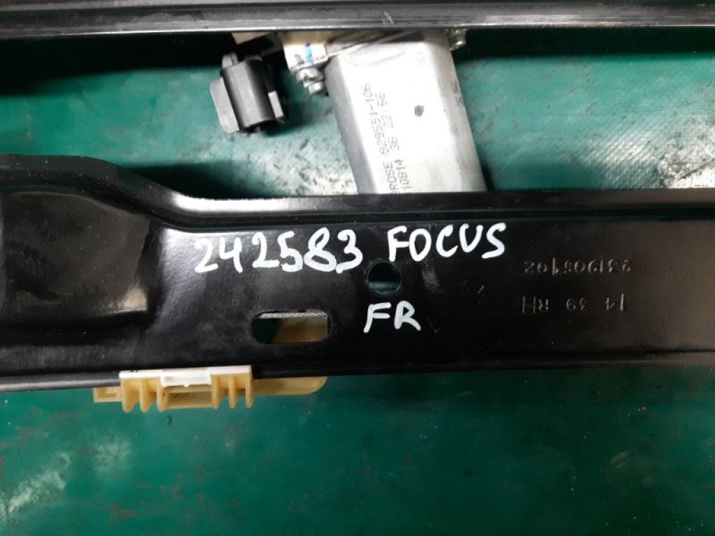 CM5Z-5823200-B | Склопідйомник передн. прав. FORD FOCUS 10-18 - Фото 2