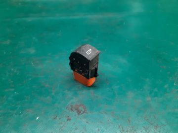 Кнопка стеклоподъемника задн. лев. FORD FOCUS 10-18