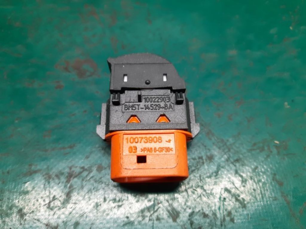 BM5Z-14529-A | Кнопка стеклоподъемника задн. лев. FORD FOCUS 10-18 - Фото 5