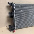 CV6Z-8005-A | Радіатор основний FORD FOCUS 10-18 - Прев'ю 2