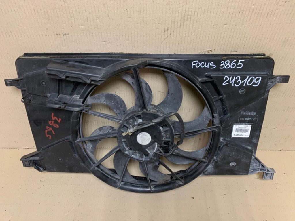 CV6Z-8C607-R | Диффузор вентилятора основного радиатора FORD FOCUS 10-18 - Фото 2