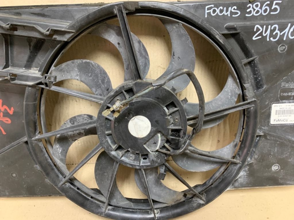 CV6Z-8C607-R | Диффузор вентилятора основного радиатора FORD FOCUS 10-18 - Фото 3