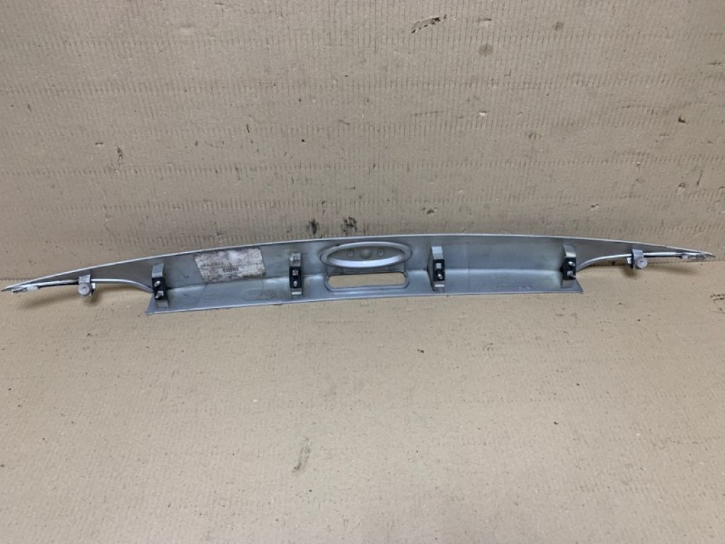 CV6Z-5443400-AA | Панель подсветки номера FORD FOCUS 10-18 - Фото 4