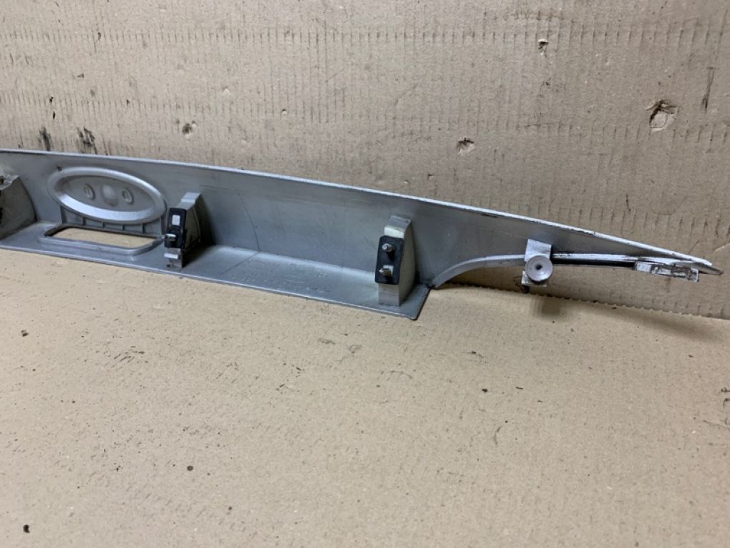 CV6Z-5443400-AA | Панель подсветки номера FORD FOCUS 10-18 - Фото 5