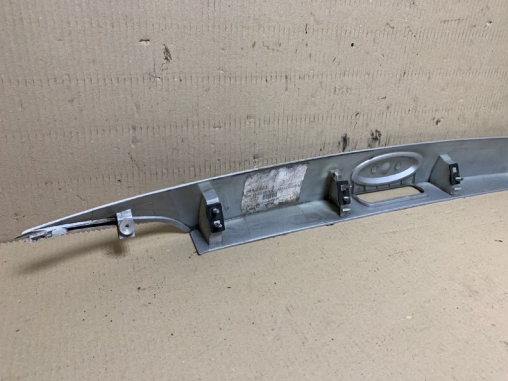 CV6Z-5443400-AA | Панель подсветки номера FORD FOCUS 10-18 - Фото 6