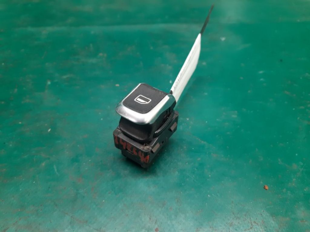 8V0 959 855 A | Кнопка склопідіймача задн. лів. AUDI A3 (8V) 12–17 - Фото 3