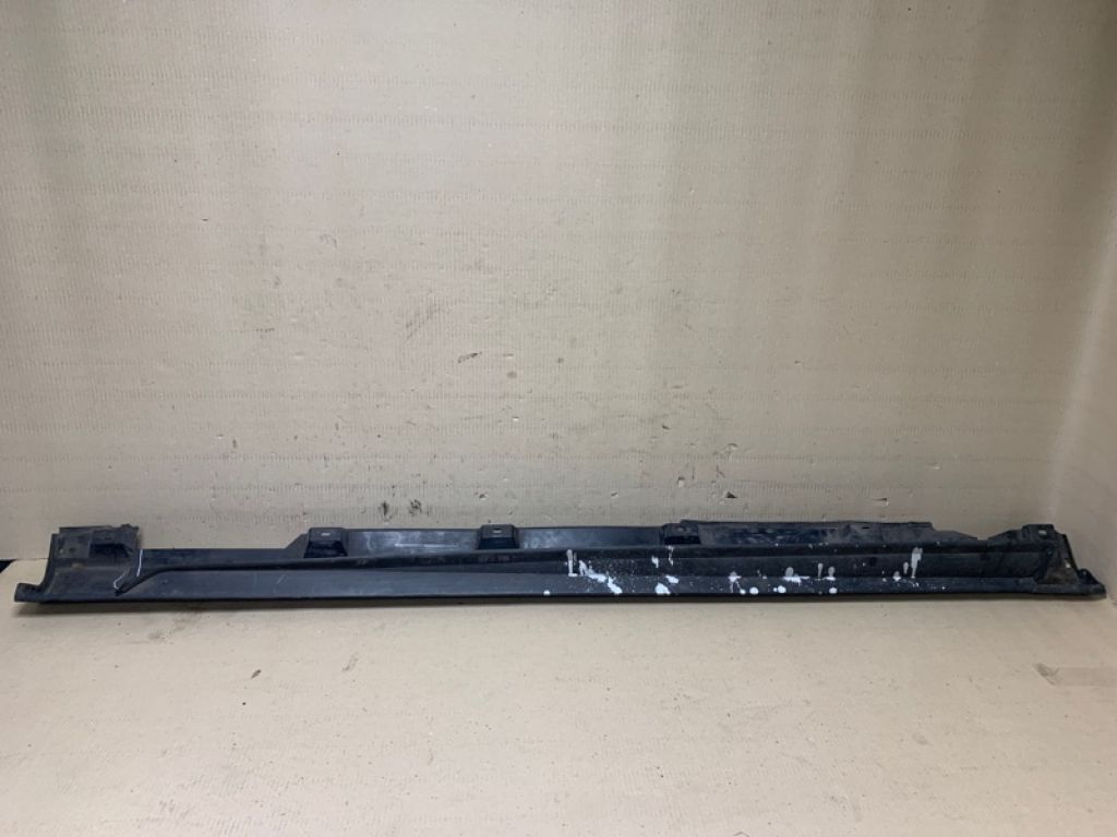 CP9Z-5810176-B | Накладка порогу зовнішня прав. FORD FOCUS 10-18 - Фото 8