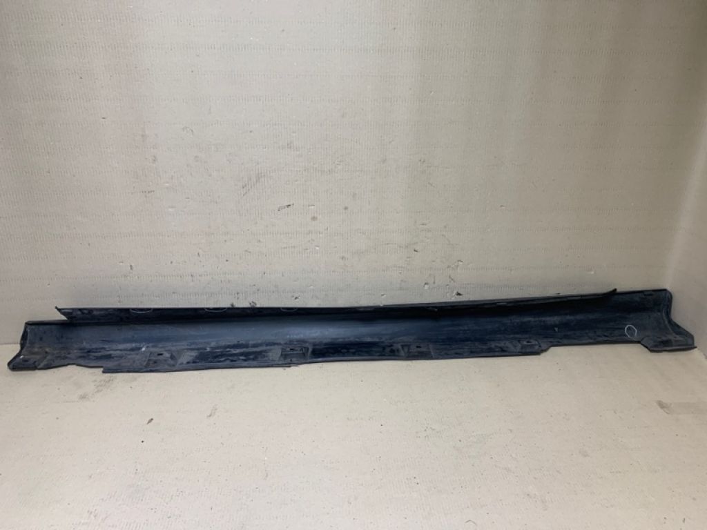 CP9Z-5810176-B | Накладка порогу зовнішня прав. FORD FOCUS 10-18 - Фото 15