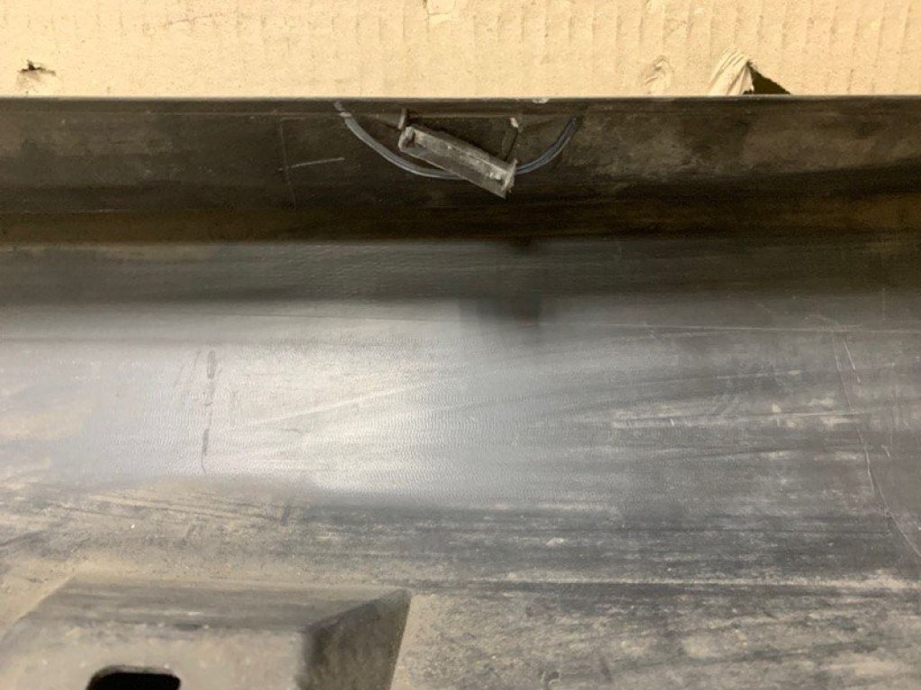 CP9Z-5810176-B | Накладка порогу зовнішня прав. FORD FOCUS 10-18 - Фото 20