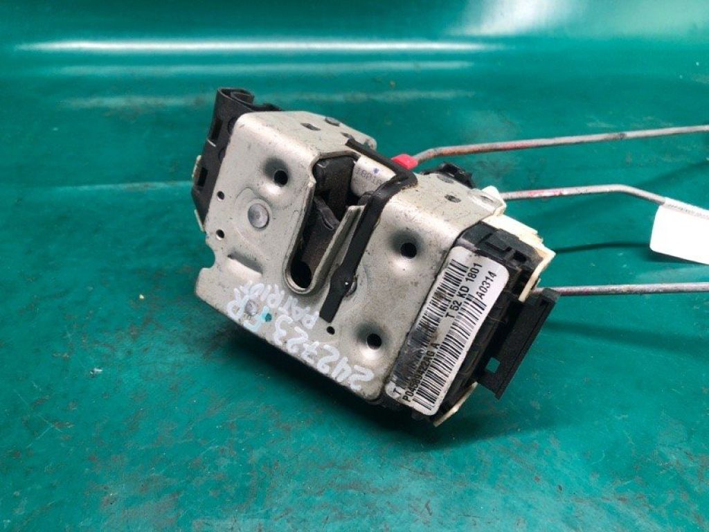 4589422AG | Замок двери передн. прав. JEEP PATRIOT 10-17