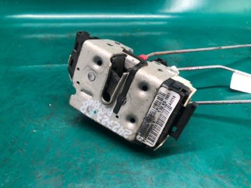 Замок двери передн. прав. JEEP PATRIOT 10-17