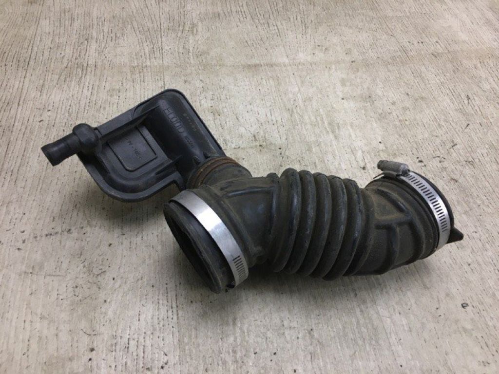 16576-EL00B | патрубок повітряного фільтра NISSAN NV200 USA 13-