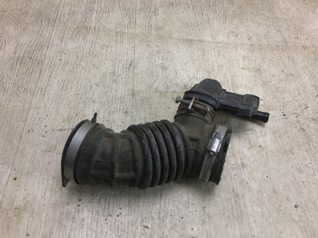 16576-EL00B | патрубок повітряного фільтра NISSAN NV200 USA 13- - Фото 3