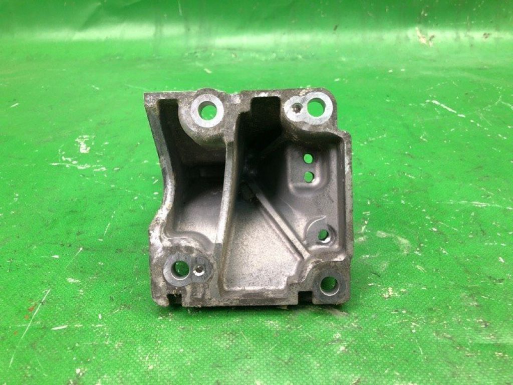 12511-37010 | Кронтейн генератора TOYOTA RAV4 13-19 - Фото 5
