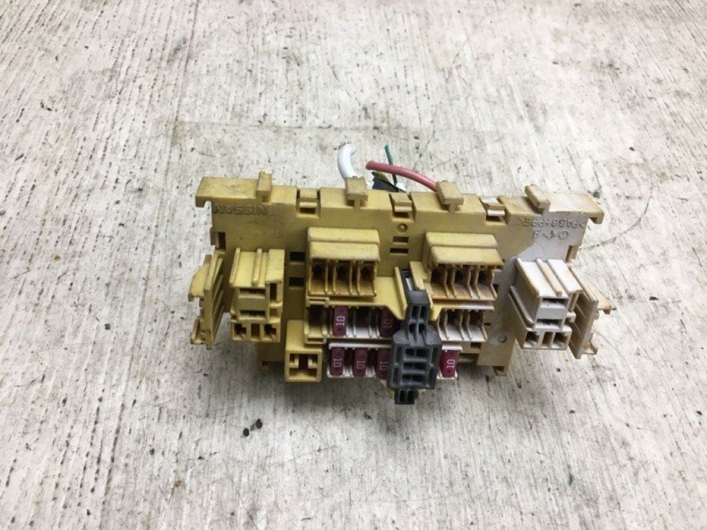 24311-3UB0A | Блок запобіжників салон NISSAN NV200 USA 13-