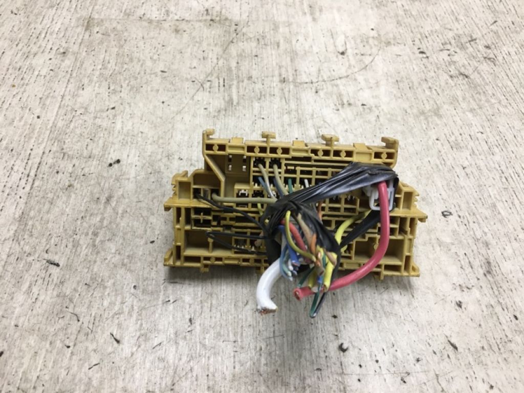 24311-3UB0A | Блок запобіжників салон NISSAN NV200 USA 13- - Фото 3