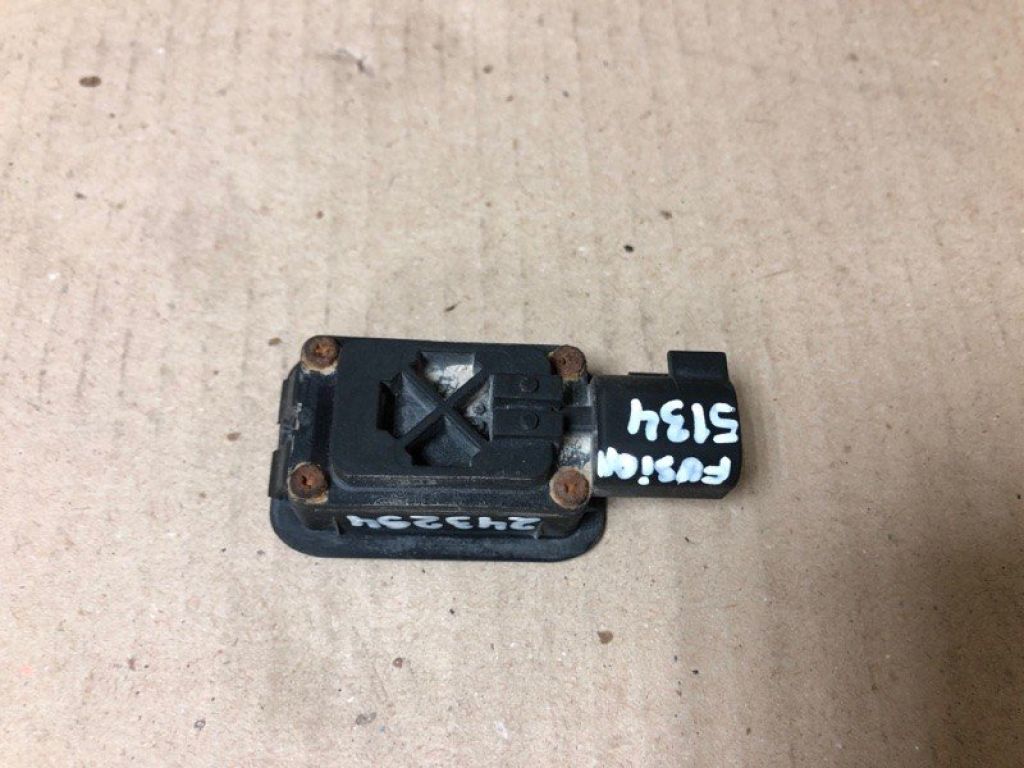 1L2Z-14018-AC | Кнопка открывания багажника наружная FORD FUSION 14- - Фото 2