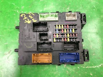 Блок предохранителей салон FORD FOCUS 10-18