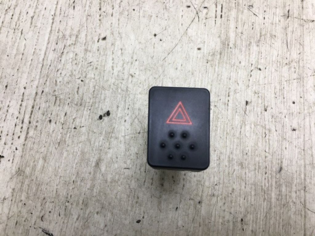 25290-EL80A | Кнопка аварийной сигнализации NISSAN NV200 USA 13-