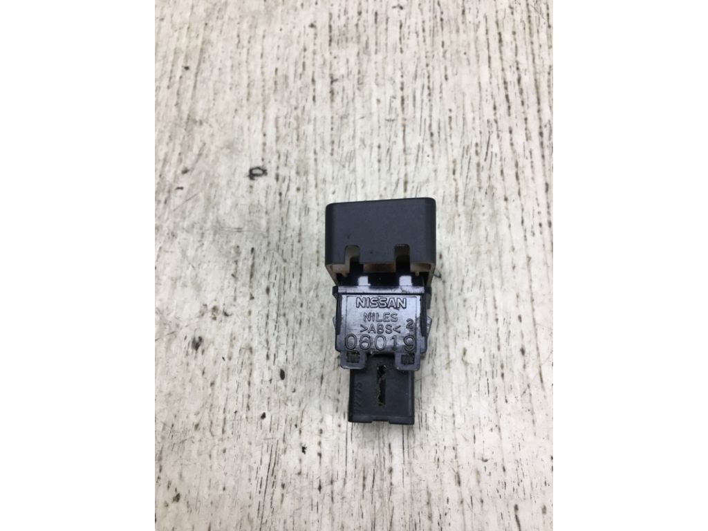 25290-EL80A | Кнопка аварійної сигналізації NISSAN NV200 USA 13- - Фото 4