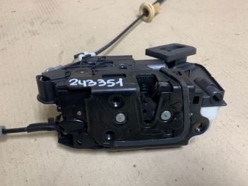 Замок двері передн. прав. VOLKSWAGEN JETTA USA 10-17