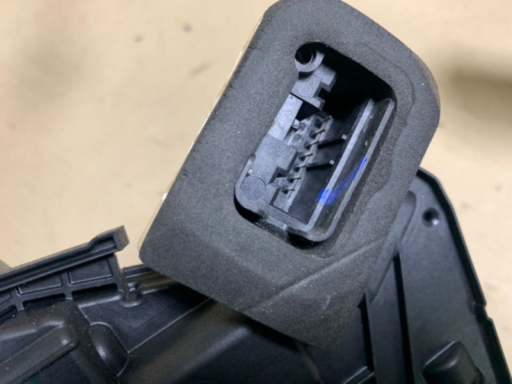 5K1 837 016 C | Замок двері передн. прав. VOLKSWAGEN JETTA USA 10-17 - Фото 3