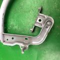 CM5Z-5442700-B | Петля кришки багажника прав. FORD FOCUS 10-18 - Прев'ю 6