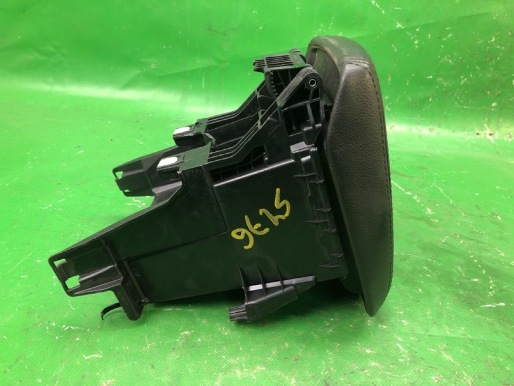 F1EZ-5806024-CB | Подлокотник FORD FOCUS 10-18 - Фото 6