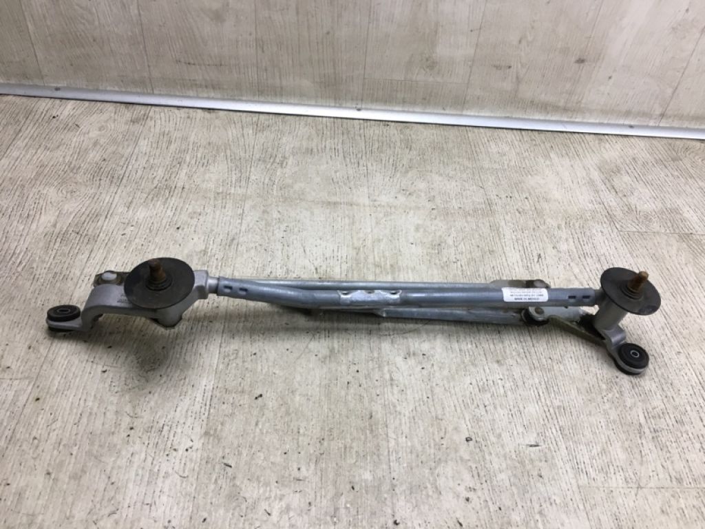 28840-3LM0A | Трапеція склоочисників передн. NISSAN NV200 USA 13-