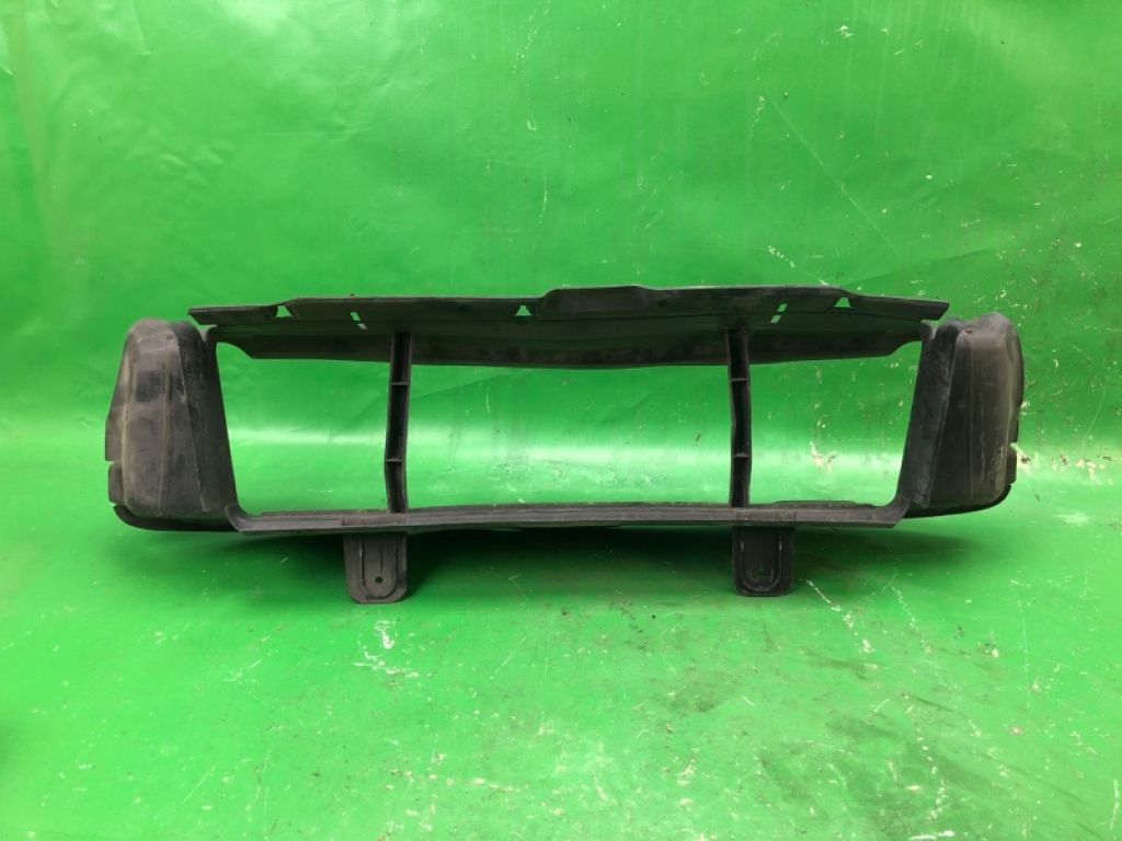 F1EZ-8327-A | Дефлектор радіатора FORD FOCUS 10-18 - Фото 3