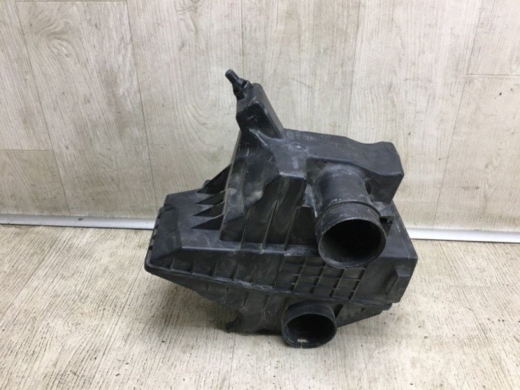 16500-3LM0A | Корпус воздушного фильтра NISSAN NV200 USA 13-