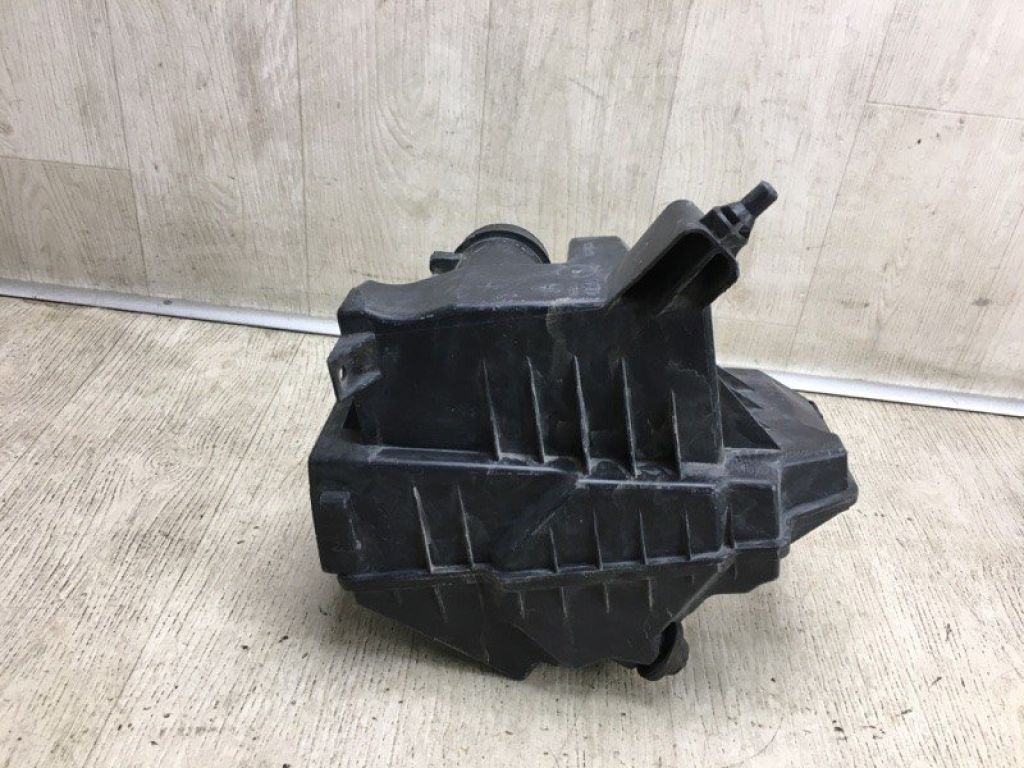 16500-3LM0A | Корпус воздушного фильтра NISSAN NV200 USA 13- - Фото 3