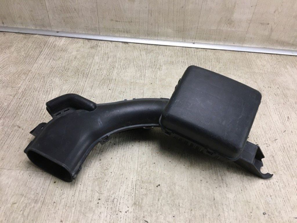 16554-3LM0A | Резонатор повітряного фільтра NISSAN NV200 USA 13-