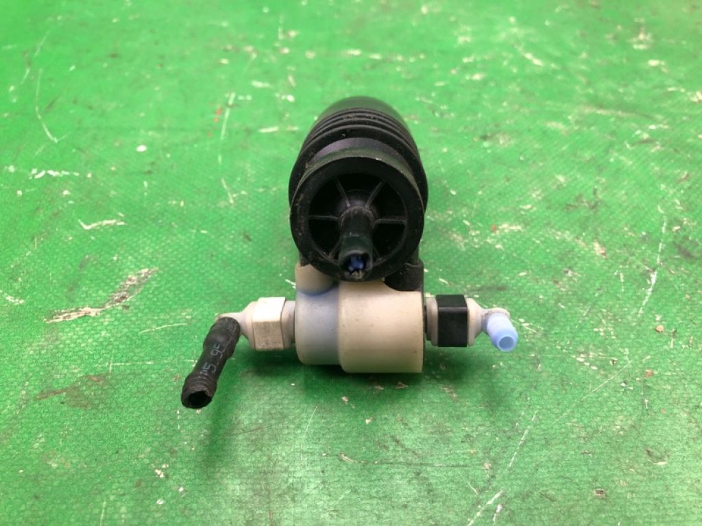 955 628 172 01 | Насос омивача скла PORSCHE CAYENNE 10-18 - Фото 2