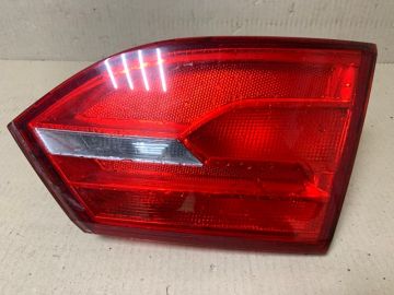 Фонарь внутренний прав. VOLKSWAGEN JETTA USA 10-17