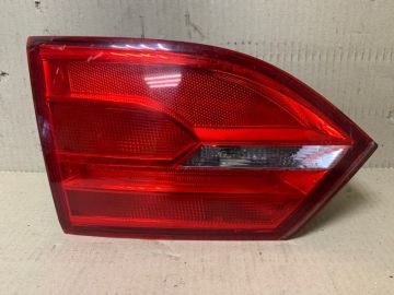 Ліхтар внутрішній лів. VOLKSWAGEN JETTA USA 10-17