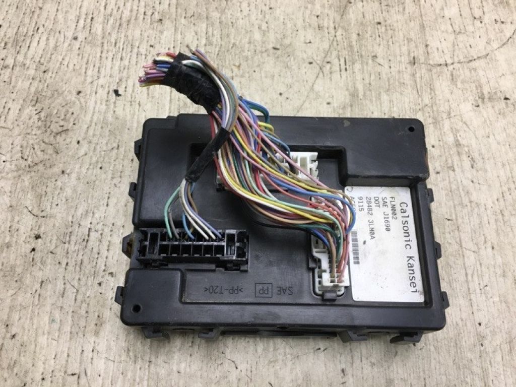 284B2-3LM0A | Блок комфорта NISSAN NV200 USA 13-