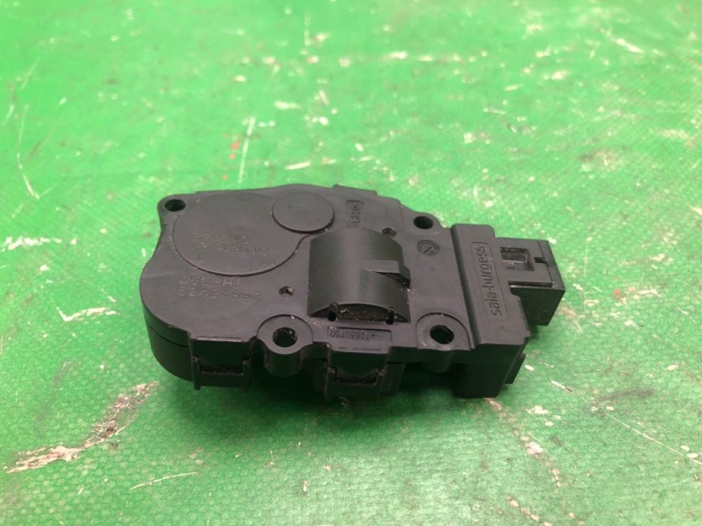 958 612 511 00 | Моторчик заслонки печки PORSCHE CAYENNE 10-18