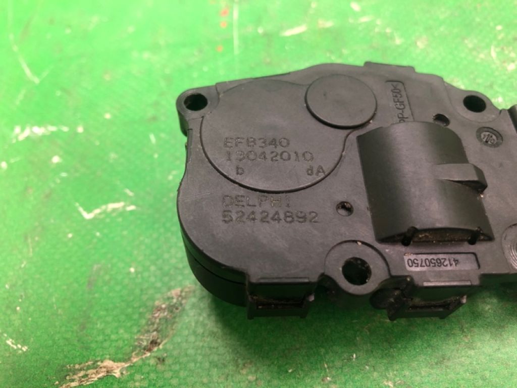 958 612 511 00 | Моторчик заслонки печки PORSCHE CAYENNE 10-18 - Фото 2