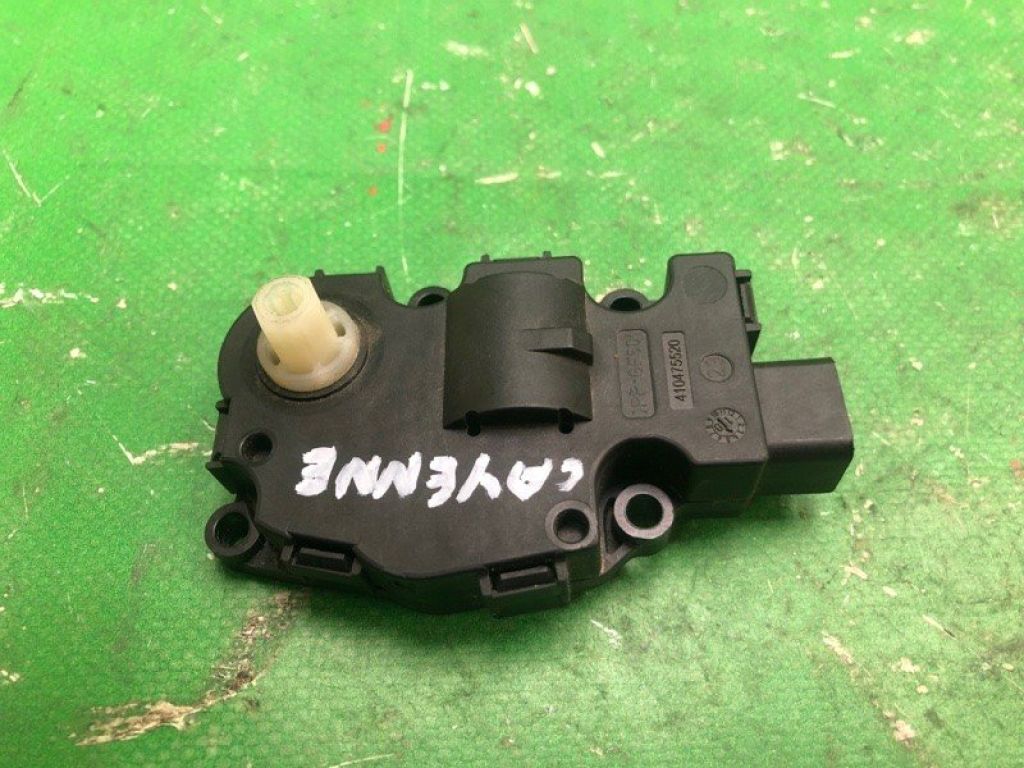 958 612 511 00 | Моторчик заслонки печки PORSCHE CAYENNE 10-18 - Фото 3