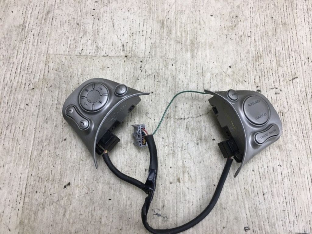 25550-9KH4A | Кнопки на руль NISSAN NV200 USA 13-