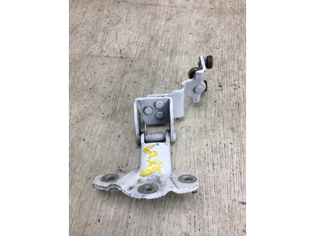 82410JX00A | Ролик сдвижной двери средний прав. NISSAN NV200 USA 13- - Фото 3