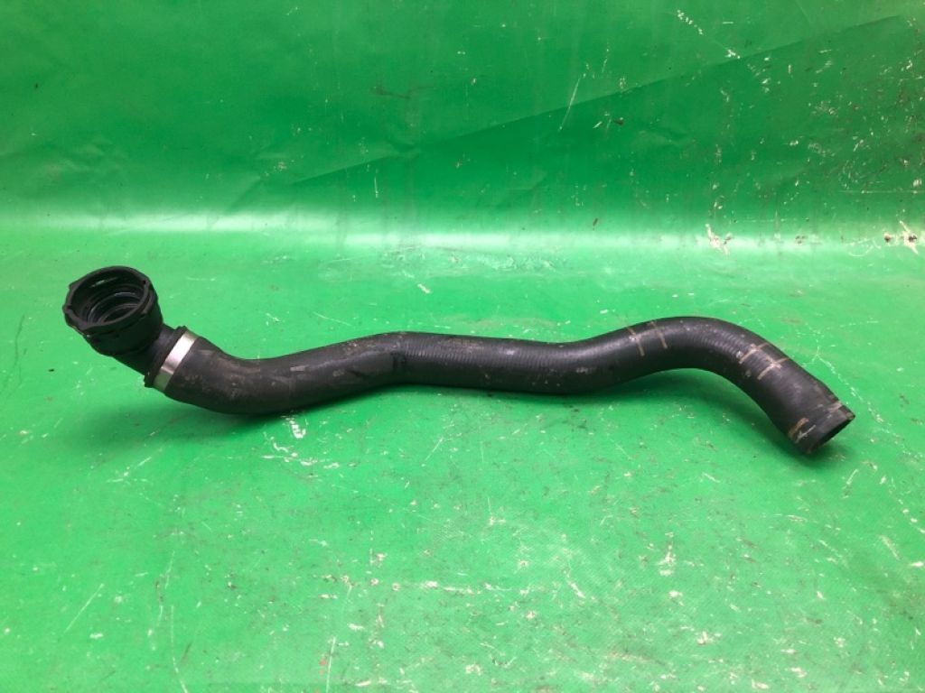 958 106 402 00 | Патрубок системи охолодження PORSCHE CAYENNE 10-18