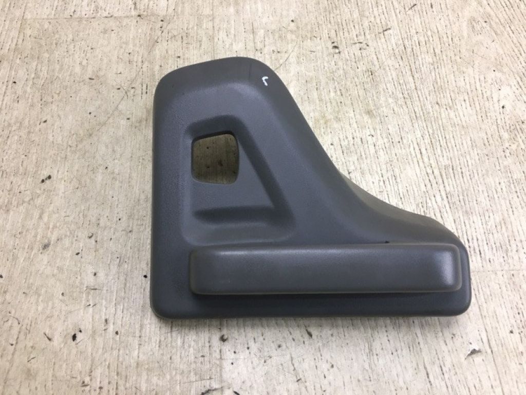 82671-4AJ0A | Ручка двери внутренняя лев. NISSAN NV200 USA 13-