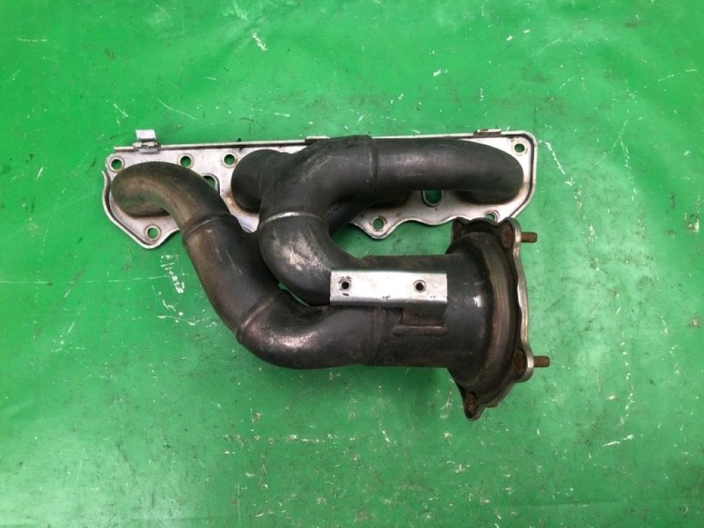 948 111 130 00 | Коллектор выпускной лев. PORSCHE CAYENNE 10-18