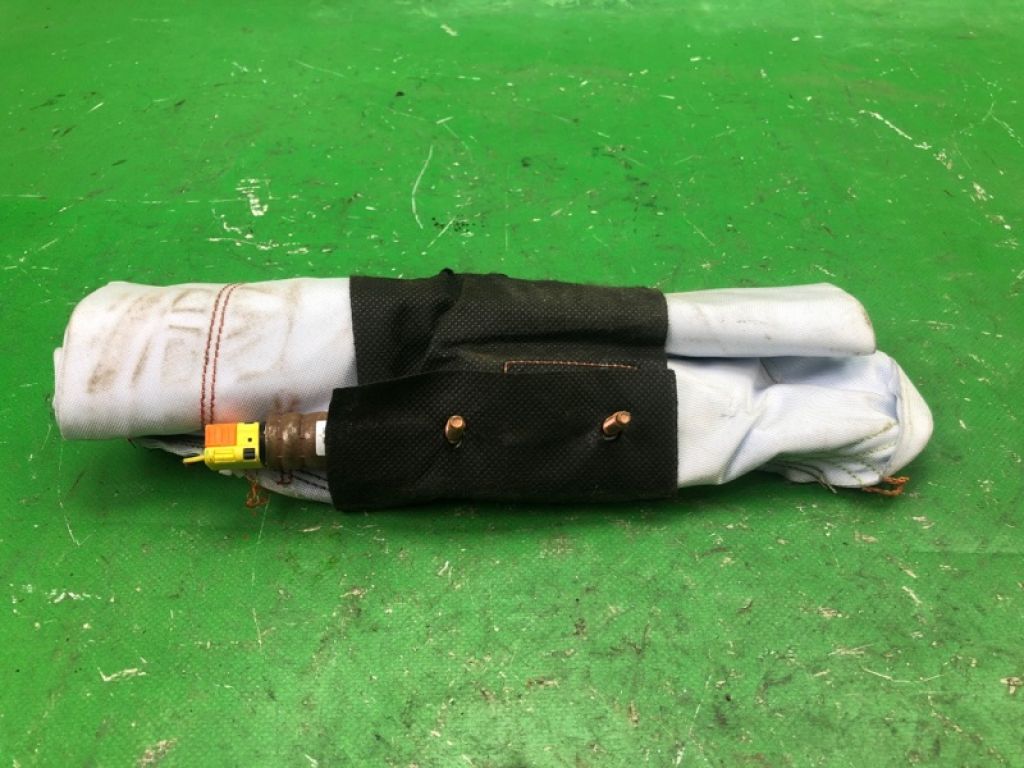 CJ5Z-78611D10-A | Подушка безпеки в сидінні прав. FORD ESCAPE 12-19 - Фото 3