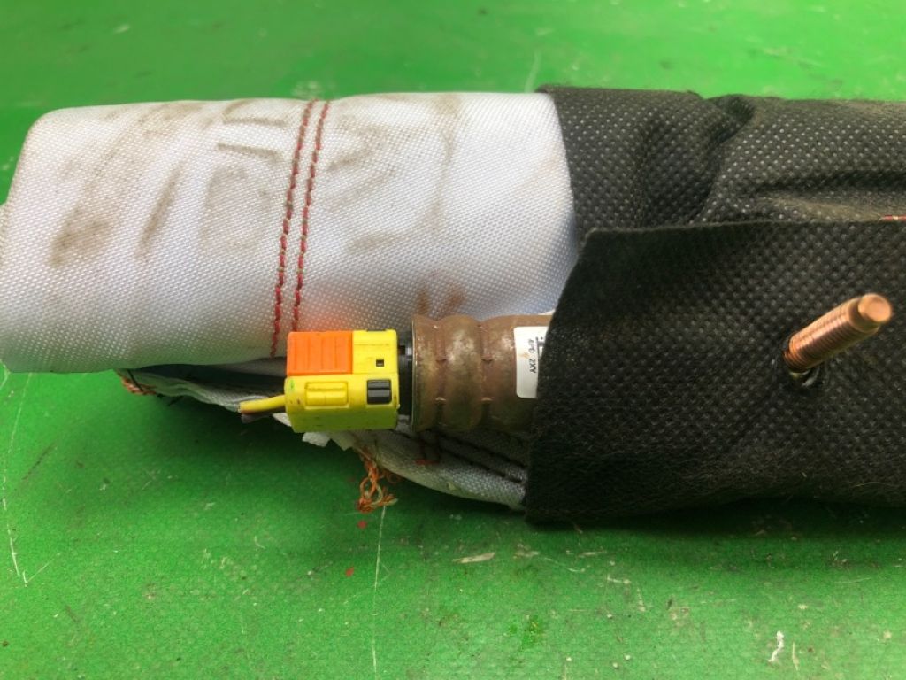 CJ5Z-78611D10-A | Подушка безпеки в сидінні прав. FORD ESCAPE 12-19 - Фото 4