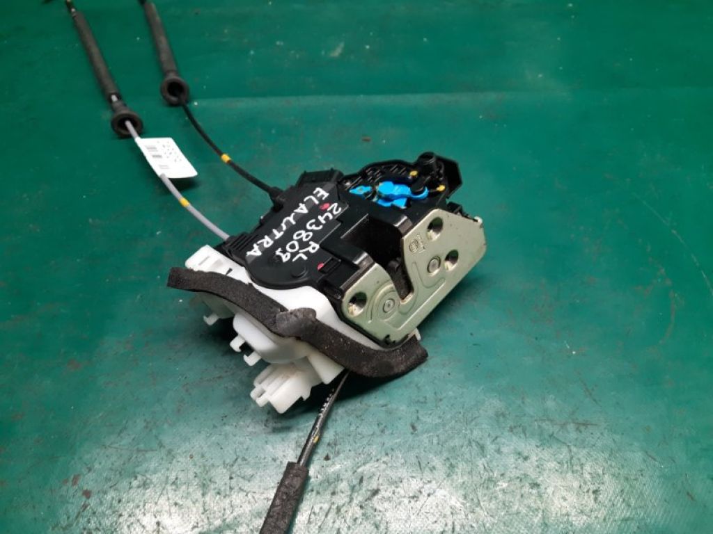 81410-3X010 | Замок двері задн. лів. HYUNDAI ELANTRA MD 10-15