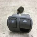 93555-3L000 | Кнопка открывания багажника внутренняя HYUNDAI GRANDEUR 05-11 - Превью 3