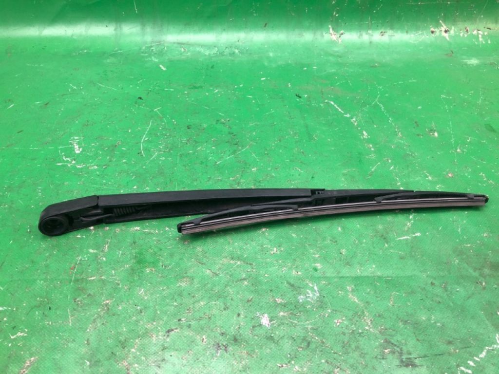 EG21-67-421 | Поводок стеклоочистителя задний MAZDA CX-9 06-16